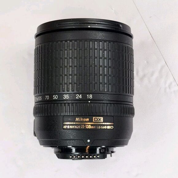 Nikon Other - Nikon Zoom NIKKOR 18-135mm f/3.5-5.6 AF-S DX IF G ED Lens